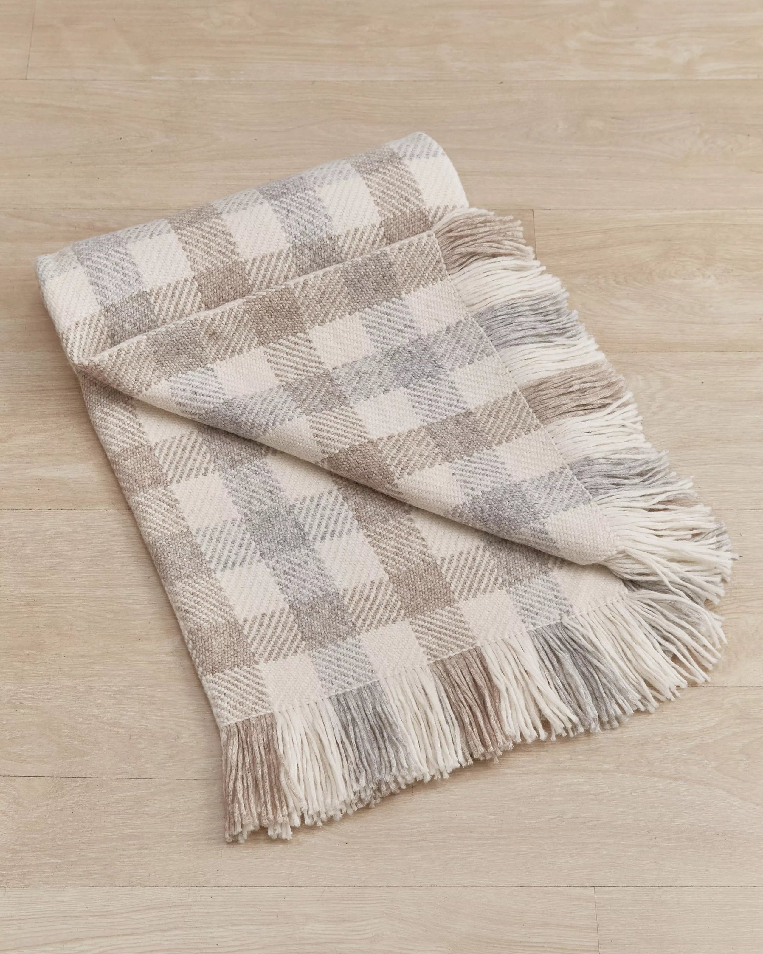 Damie Alpaca Throw