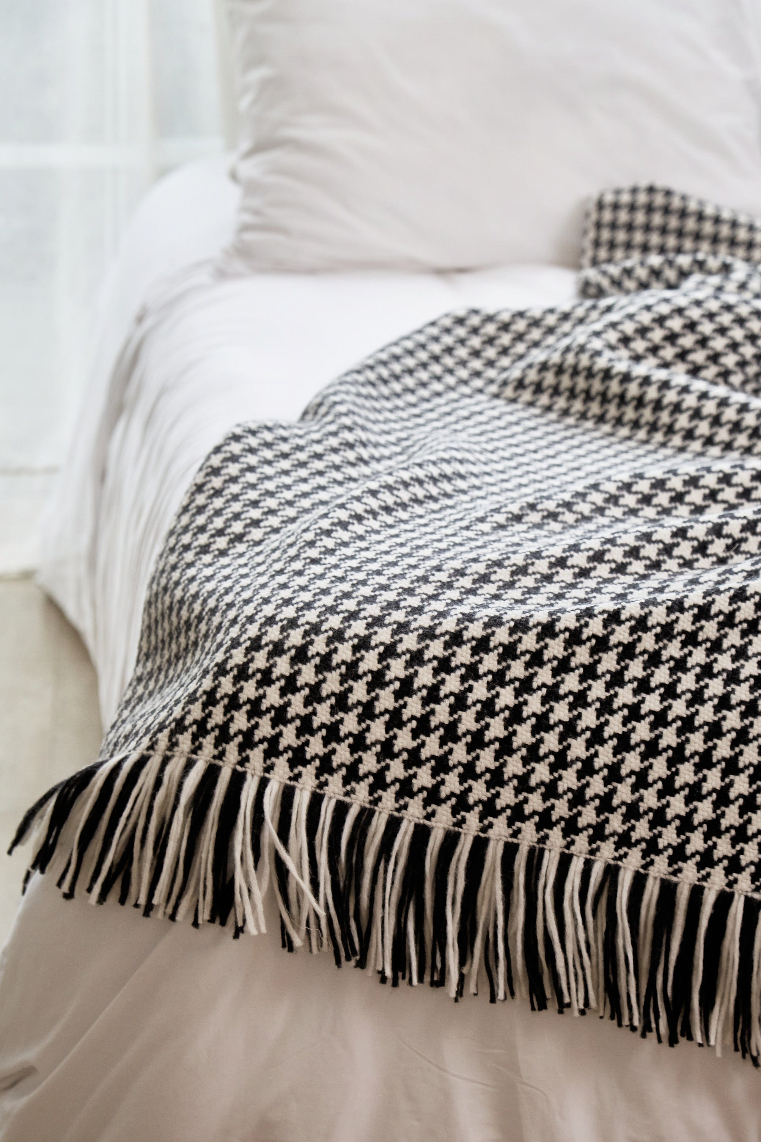 Pied De Poule Alpaca Throw